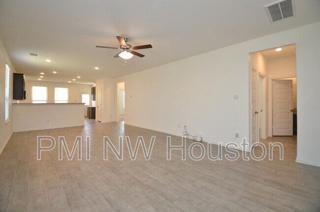 5602 Tabula Rasa Dr, Katy, TX 77493 - photo 7