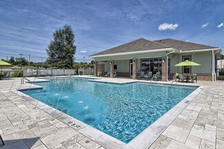 1206 N Eden Dr, Cayce, SC 29033