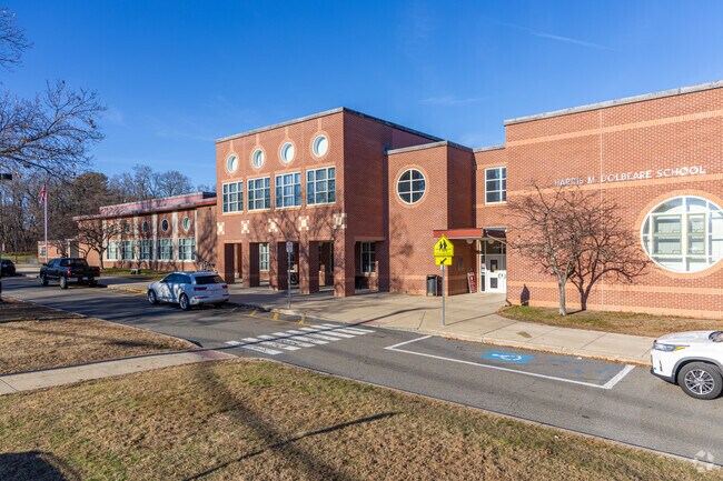 The Dolbeare School serves young K-5 students in Wakefield, MA.
