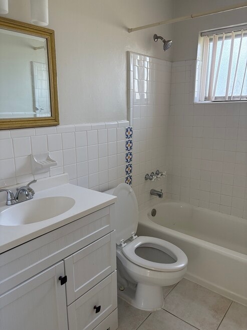 370 SW 1st St unit 370, Boca Raton, FL 33432 - photo 1