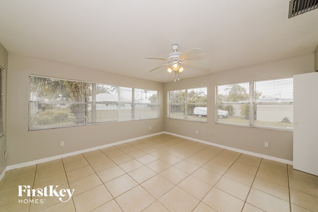 3631 Harbor Blvd, Port Charlotte, FL 33952 - photo 4