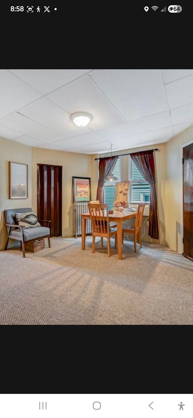 1729 Monroe Ave, Dunmore, PA 18509