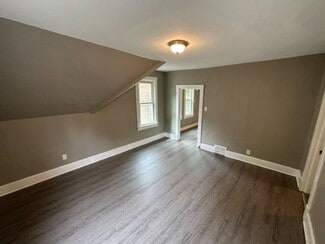 1939 N 37th St Unit 1939A (Upper), Milwaukee, WI 53208
