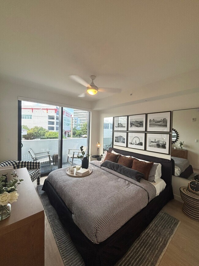 2385 NE 194th St unit D7, Miami, FL 33180 - photo 6