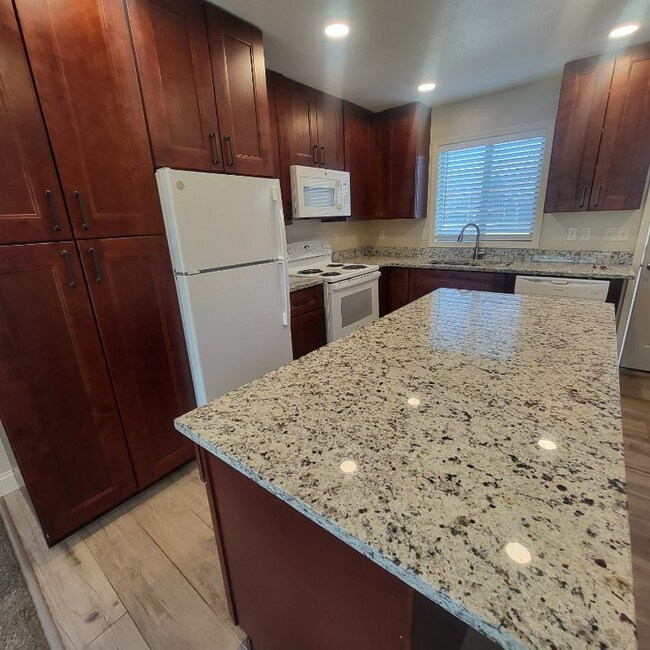 4401 S 27th St, Lincoln, NE 68512 - photo 3