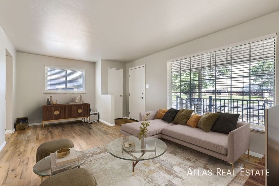 3237 Tucson St, Aurora, CO 80011 - photo 1