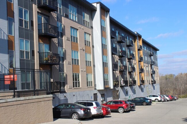 4415 Lincoln Way unit ID1261669P, Ames, IA 50014 - photo 6