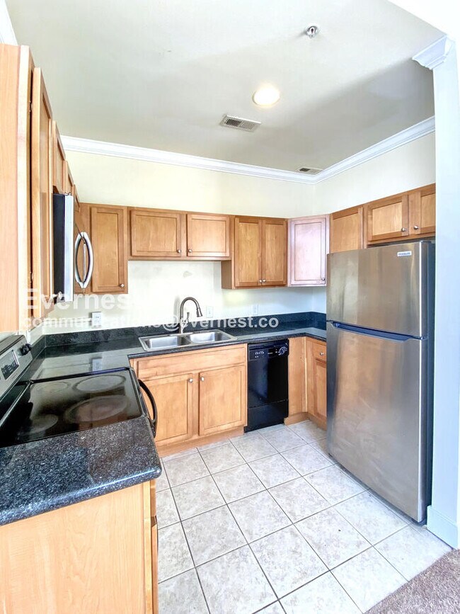 525 E Grace St Unit 401, Richmond, VA 23219