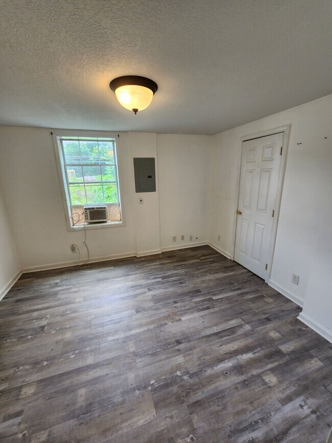 259 High St, Doyle, TN 38559 - photo 5