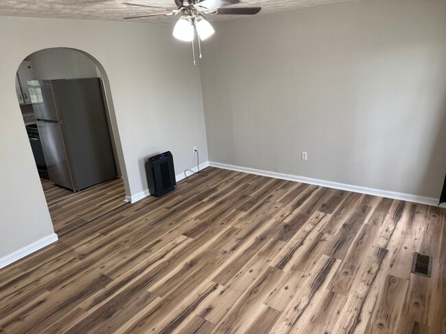 114 Edgemont Dr, Princeton, WV 24740 - photo 4