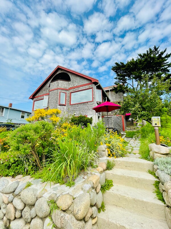 88 Witham St Unit Studio, Gloucester, MA 01930