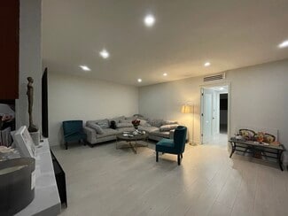 5328 Newcastle Ave Unit Encino Penthouse, Encino, CA 91316