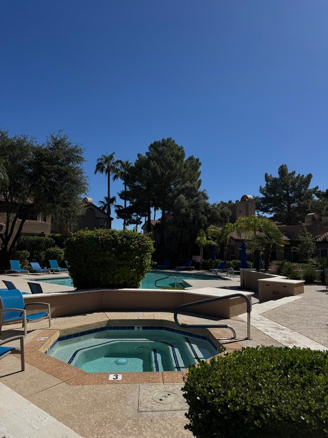 10101 N Arabian Trail unit Mccormick Ranch Cond, Scottsdale, AZ 85258 - photo 5