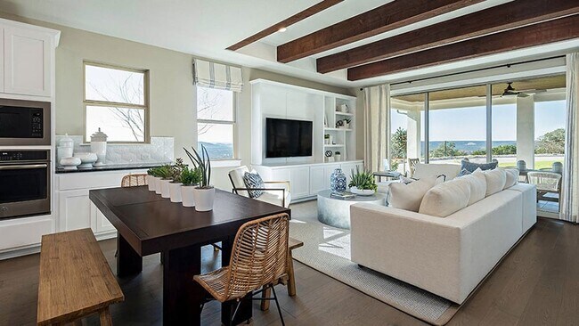 204 Barton Oak Trail unit 36665213, Andice, TX 78628 - photo 6