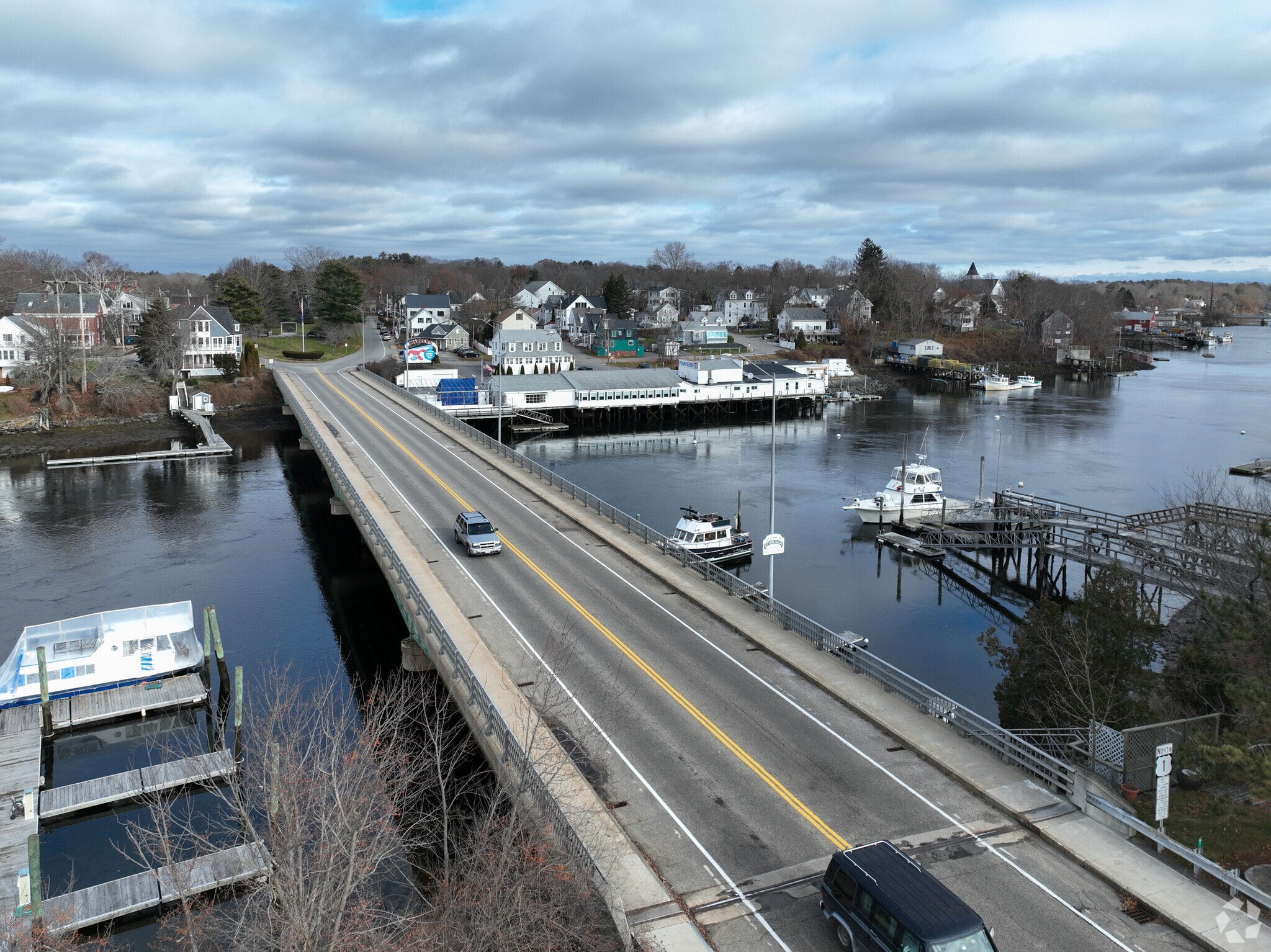 About Badgers Island Schools, Demographics, Things to Do