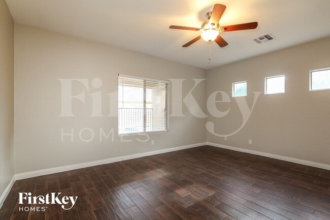 15809 N 156th Ct, Surprise, AZ 85374 - photo 7