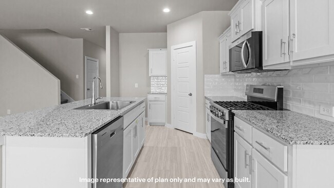 6703 Supreme Court Ave, Midland, TX 79706 - photo 5