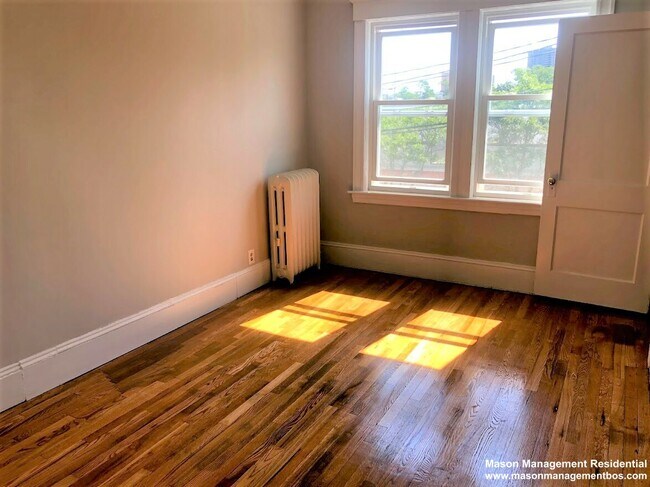 82 Empire St, Allston, MA 02134 - photo 7