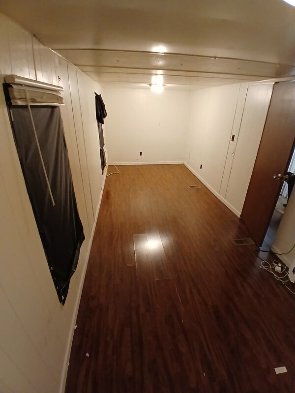 4825 Marshall Ct, Gary, IN 46408 - photo 7