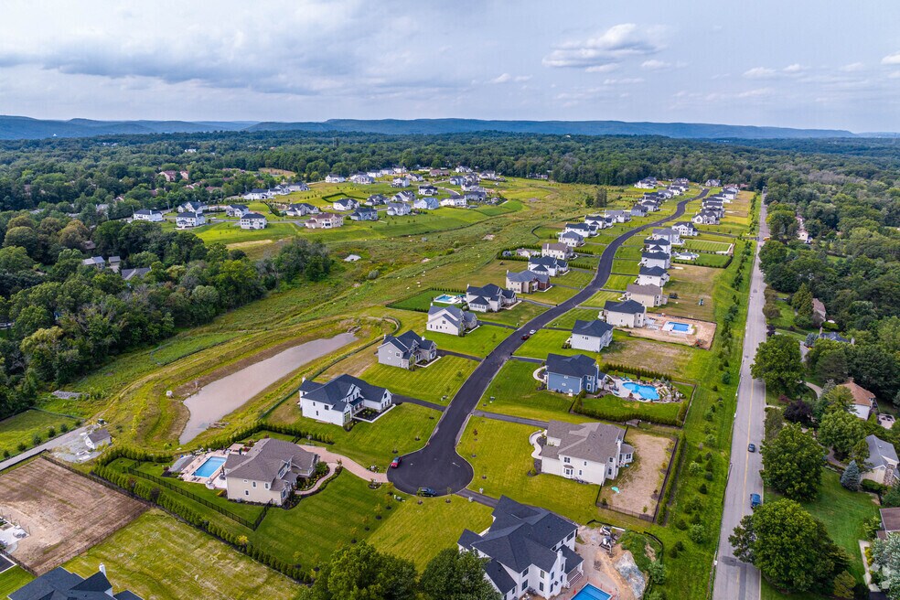 Neighborhood_Upper Saddle River_V1_081823