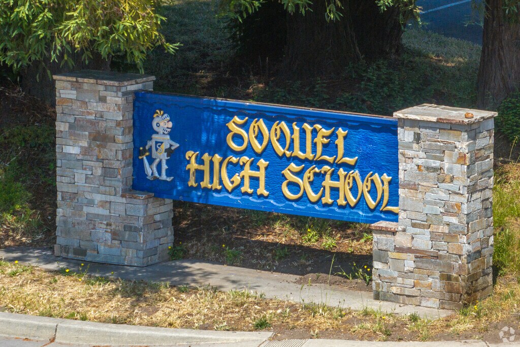 Soquel High School excels in comprehensive education.