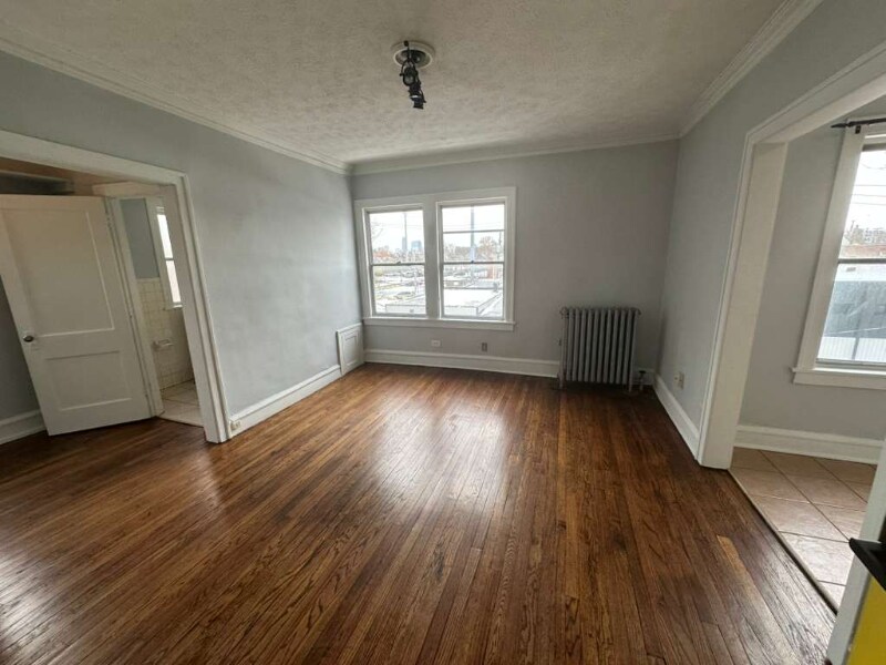 8302 Lake Ave unit 16, Cleveland, OH 44102 - photo 1