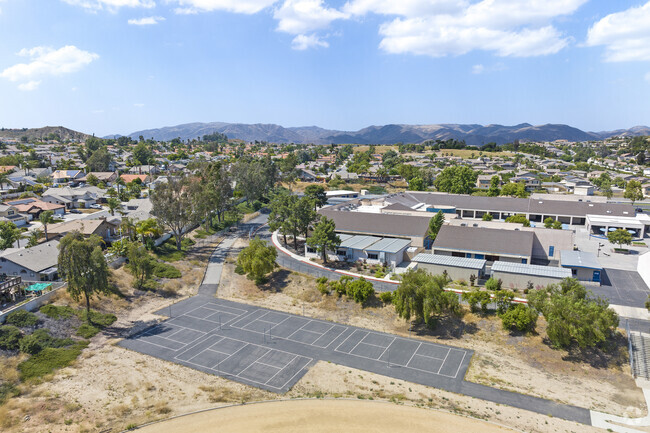 Great Schools rates Terra Cotta Middle School in Lake Elsinore.