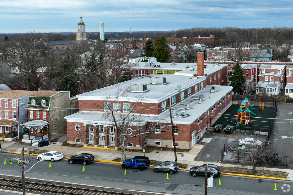 Captain James Lawrence Elementary School is a PK-2nd Grade school.