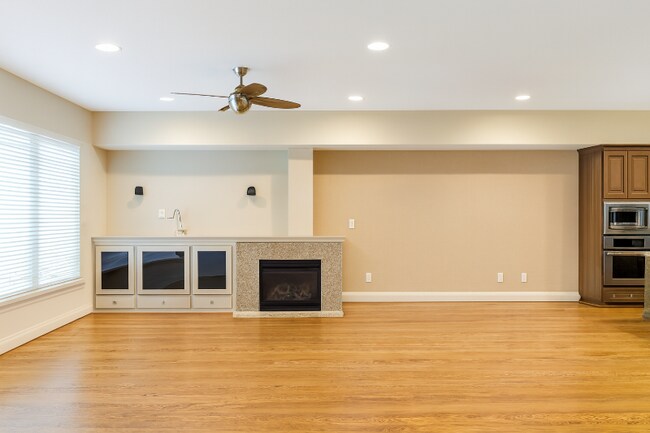 5311 Lillian St, Houston, TX 77007 - photo 6