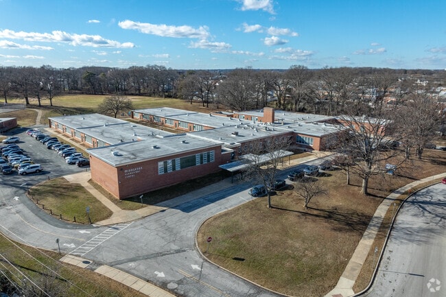 Middlesex Elementary School in Baltimore serves grades PK-5th.