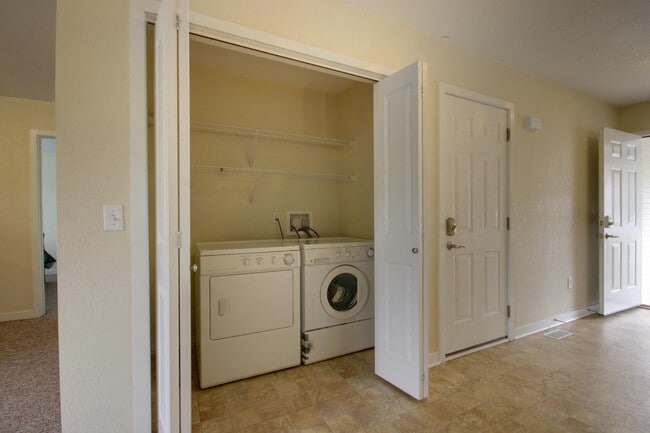 Swede Hill Apartments, Big Rapids, MI 49307 - photo 4