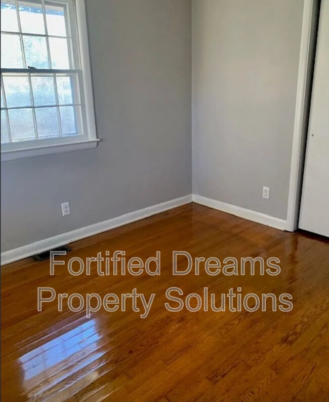 1801 W Cone Blvd, Greensboro, NC 27408 - photo 3