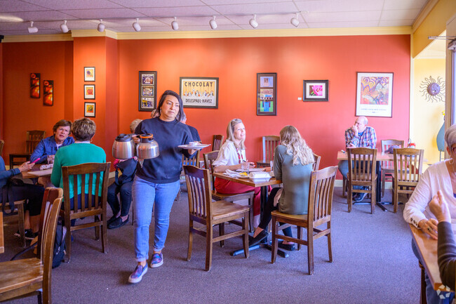As one of Holland's favorite eateries. The Biscuit is always busy in Washington Square.