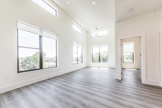 Vermilion Lofts, Lafayette, LA 70501 - photo 5