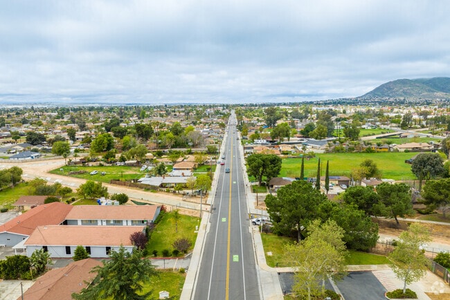 Homeowners in Ramona enjoy peaceful surroundings and proximity to Moreno Valley’s essential services.