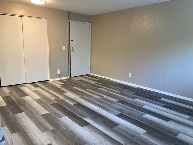 216 E Sycamore St unit 6, Oxford, OH 45056 - photo 7