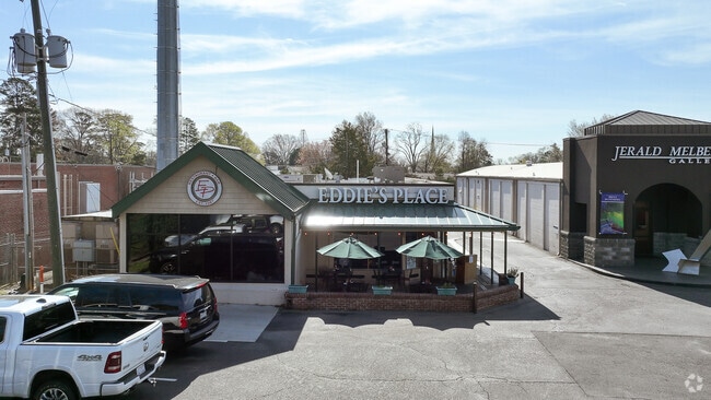 Eddie's Place in Wendover-Sedgewoodcaters to diverse tastes.