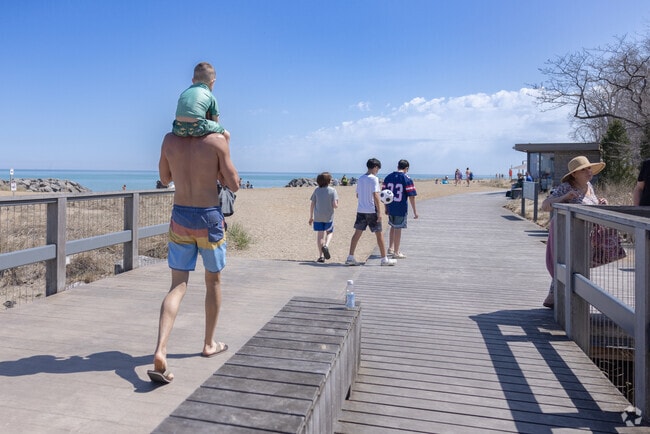 Rosewood Beach is the perfect place for families in Highland Park to spend a nice sunny day.