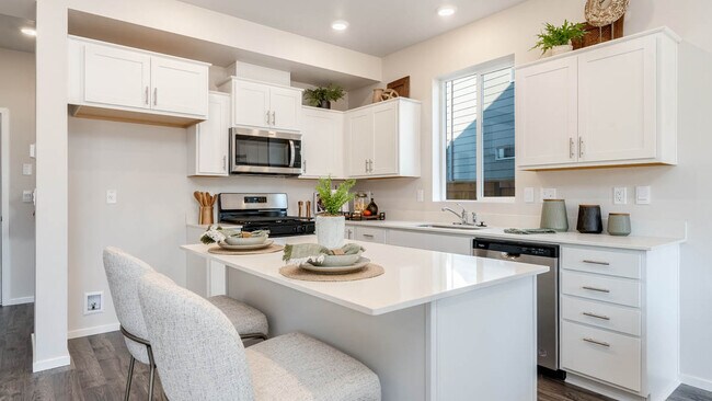 2805 U St, Springfield, OR 97477 - photo 7