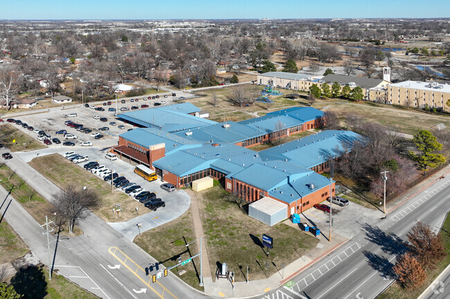 Lindbergh Elementary School is located on East 11th Street near Mingo.