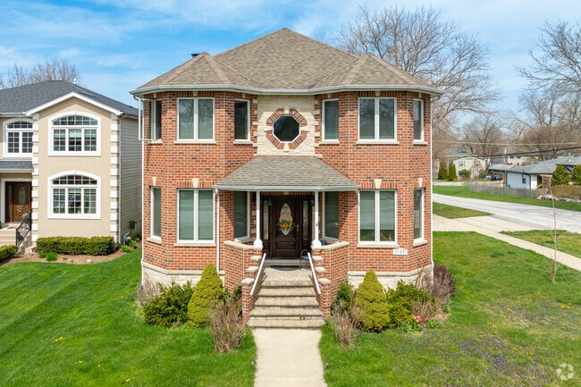 South Downers Grove residents meticulously maintain their yards.