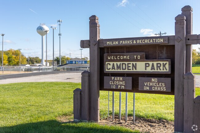 Oak Grove's Camden Park offers acres of open space and two disc golf courses.