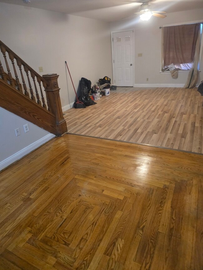 521 W Greenleaf St, Allentown, PA 18102 - photo 4