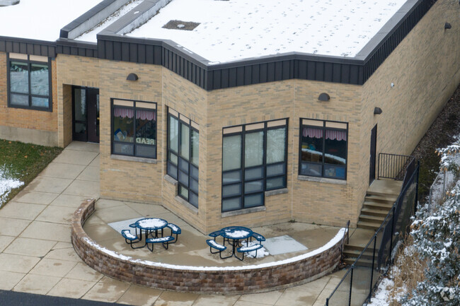 Medinah Primary School is a great choice for students.