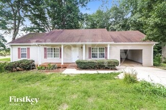 6201 9th St, Lula, GA 30554