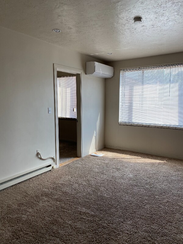 57 W Vine St unit 310, Tooele, UT 84074 - photo 1