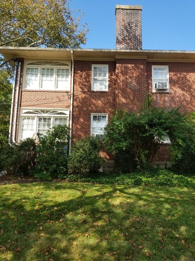 1101 Rambler Ave unit Rambler, Pottstown, PA 19464 - photo 6