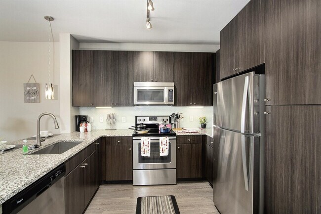 7216 Staffordshire Blvd unit ID1363982P, Houston, TX 77030 - photo 3