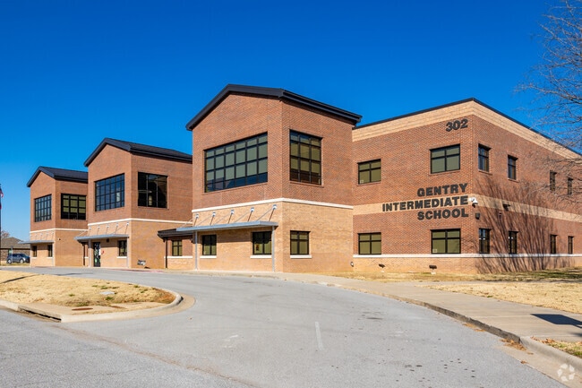 Gentry Intermediate School is a public school for grades 3 through 5.