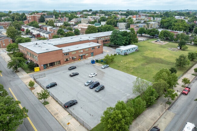 Franklin Square Elementary School
in Baltimore helps students excel.